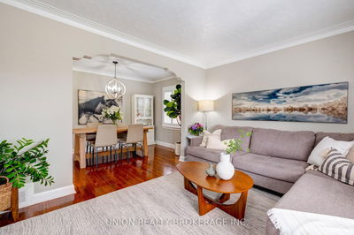 100 Lilian Dr, Toronto - Wexford-Maryvale image-0-4