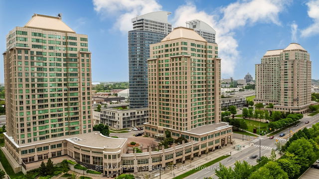 1812 - 8 LEE CENTRE Drive