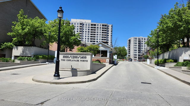 1412 - 1000 The Esplanade North N/A