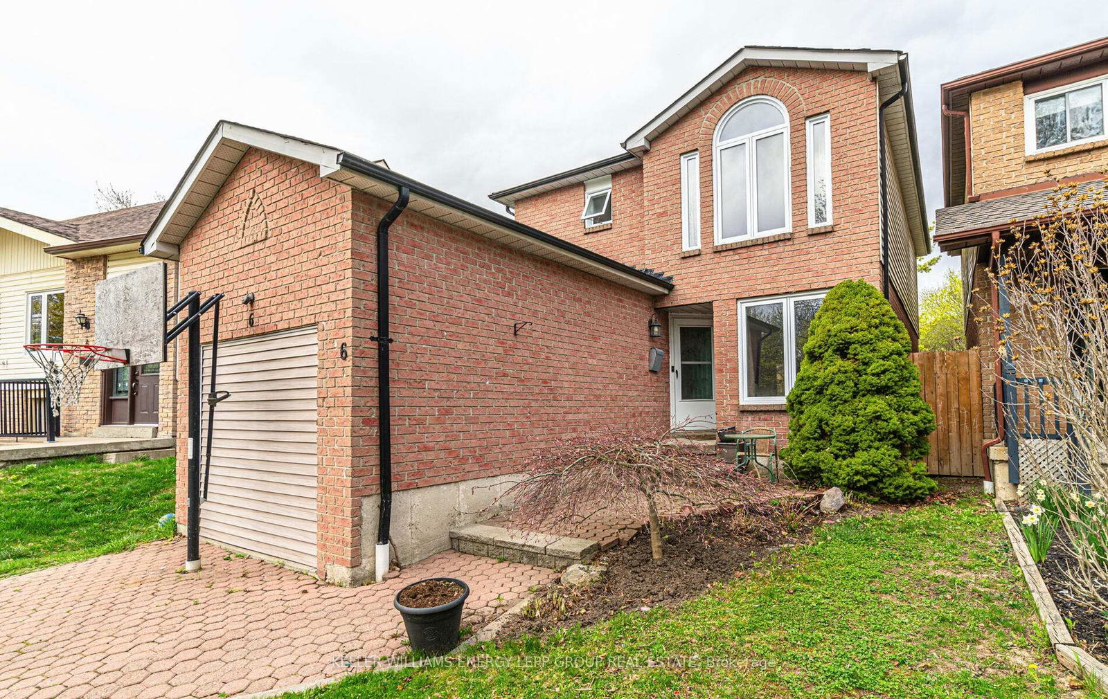 Detached House for sale at 6 Goldring Drive, Whitby, Lynde Creek, L1P 1C1 - MLS: E12182335