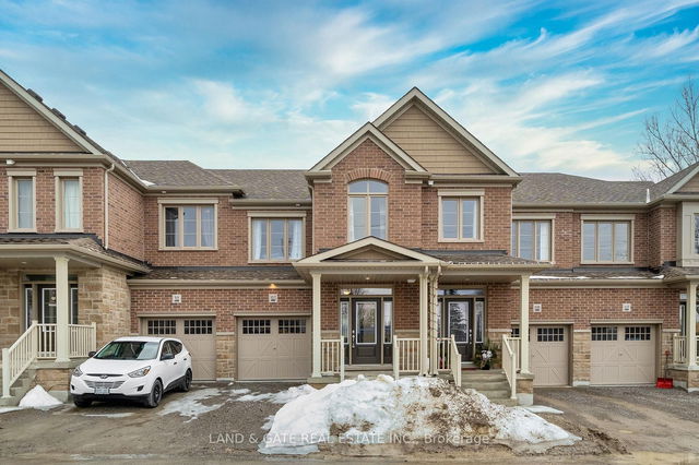 102 Shand Lane