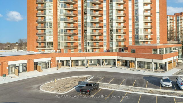 #5 - 30 DEAN PARK Road