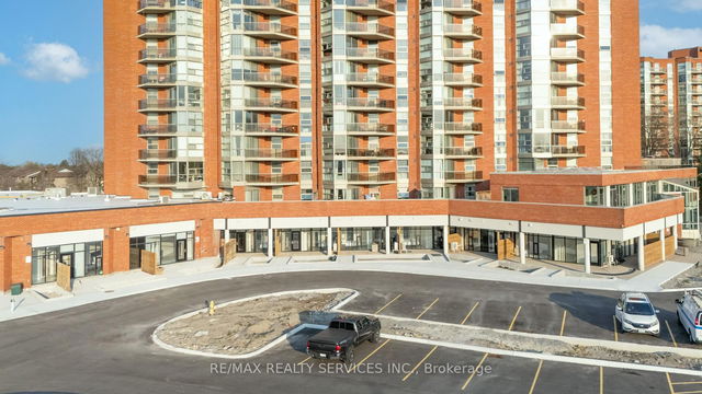 #8 - 30 DEAN PARK Road