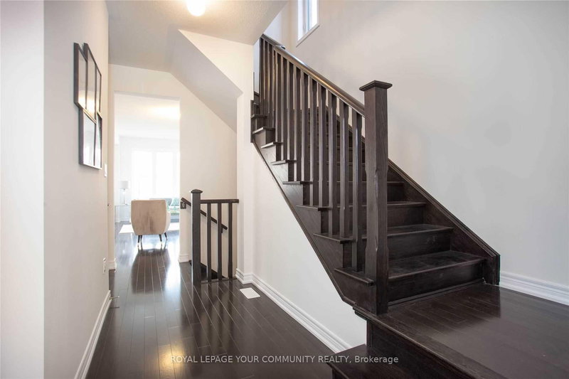 138 Christine Elliott Ave, Whitby, L1P 0R9 | Image 2