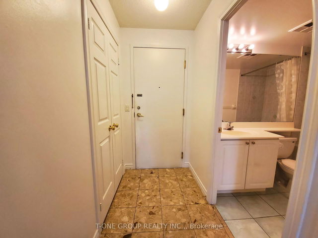 315 - 2627 Mccowan Road