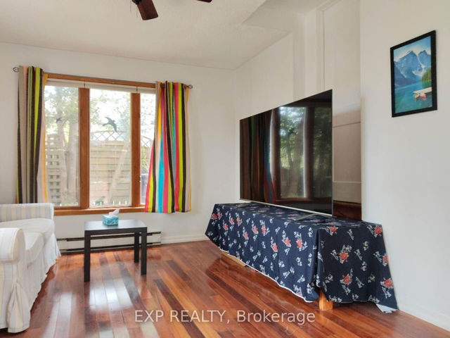 81 Scarborough Heights Boulevard