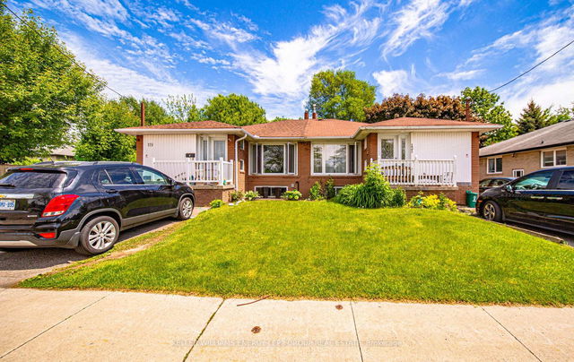 121 Lupin Drive