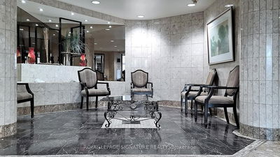 Unit 513 — 350 Alton Towers Circ, Toronto - Milliken image-0-2