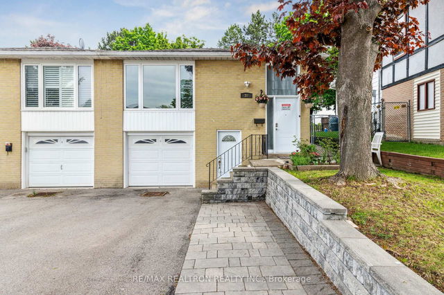 38 Parkdene Court