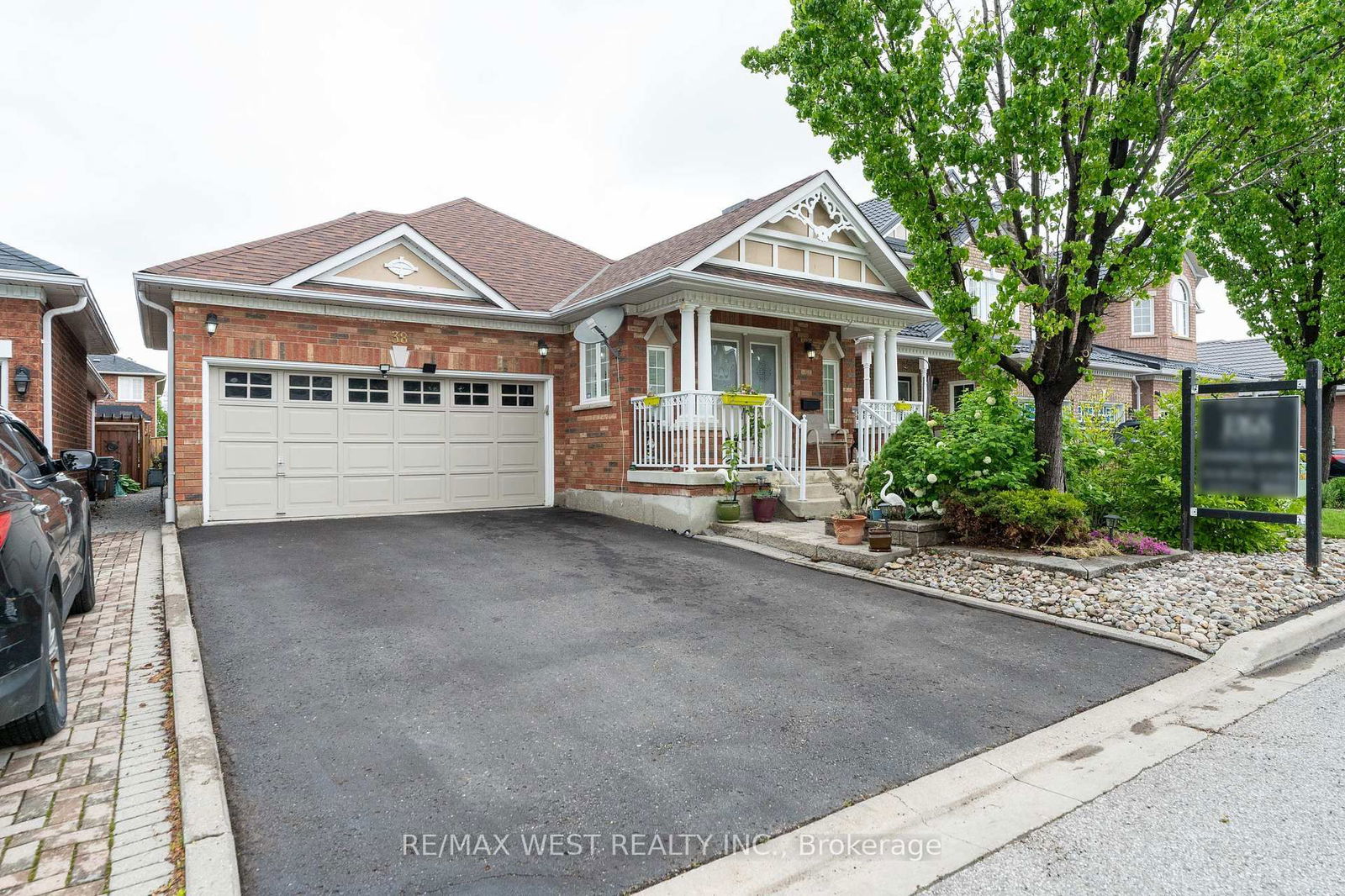 Property at 38 Napiermews