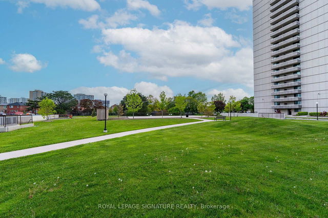 1802 - 3151 Bridletowne Circle