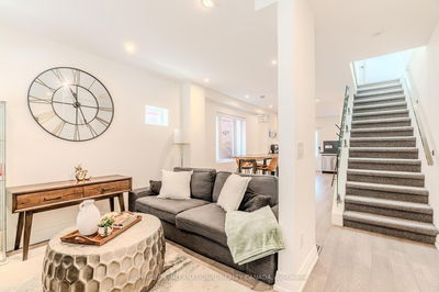 26 Greenwood Ave, Toronto - Greenwood-Coxwell image-0-3