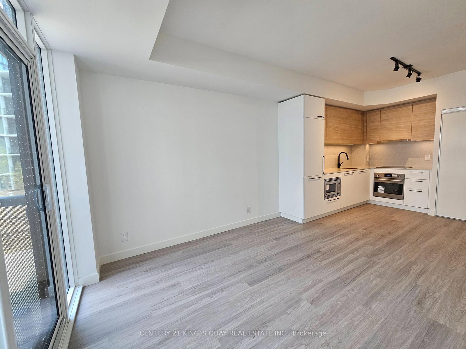 1050 Eastern Avenue, Unit 404 - Photo 5