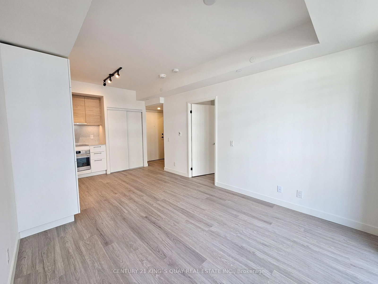 1050 Eastern Avenue, Unit 404 - Photo 6