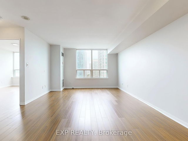1120 - 88 Corporate Drive