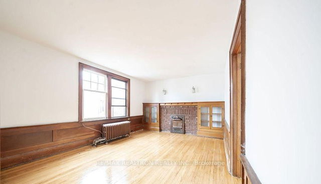 12 - 2 Kingston Road