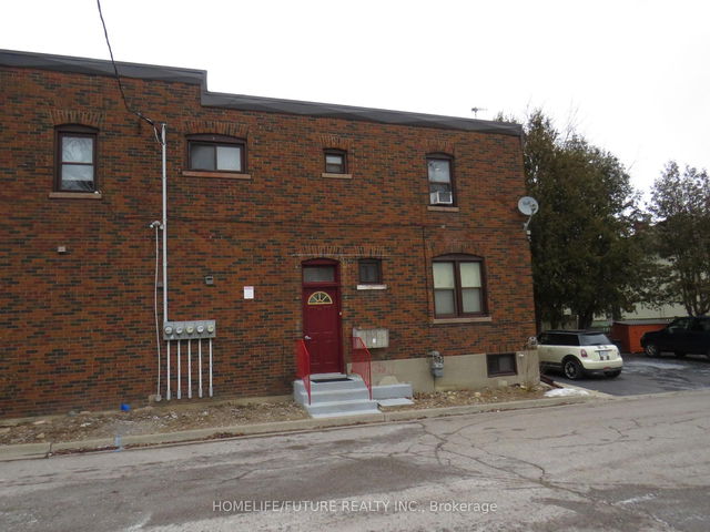 2nd Flr - 539 Albert Street