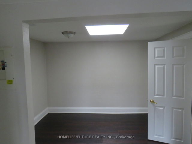 2nd Flr - 539 Albert Street