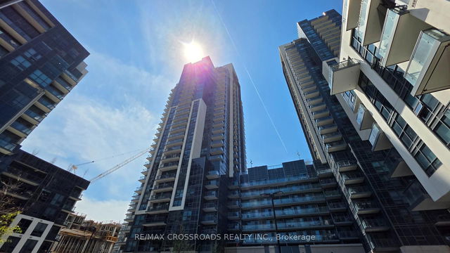 1003 - 30 Meadowglen Place