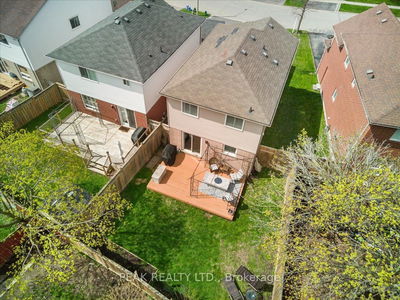 80 Fry Cres, Clarington - Bowmanville image-0-2