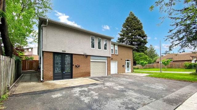 180 Alexmuir Boulevard