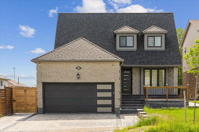 86 Knapton Ave, Ajax - Central