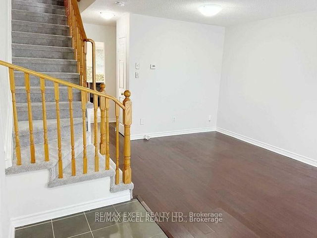 1010 - 28 Rosebank Drive