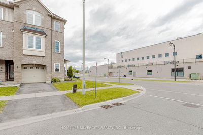 2 Stonewood St, Ajax - South West