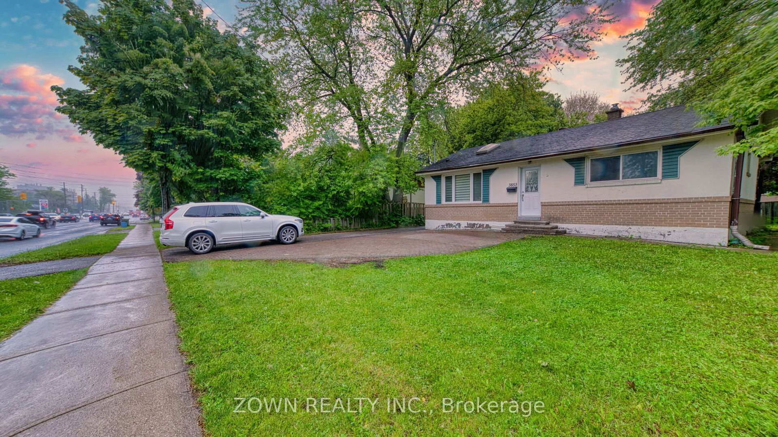 Detached House for sale at 3853 Finch Avenue, Toronto, L'Amoreaux, M1T 3G1 - MLS: E12186959