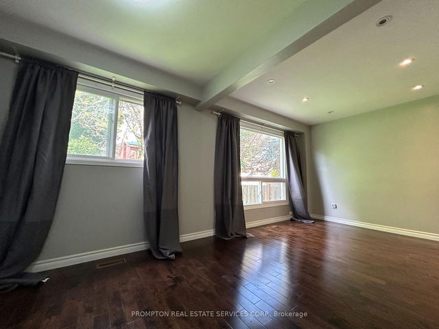 173 Winter Gardens Trail