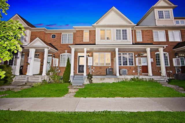 77 Coyote Crescent