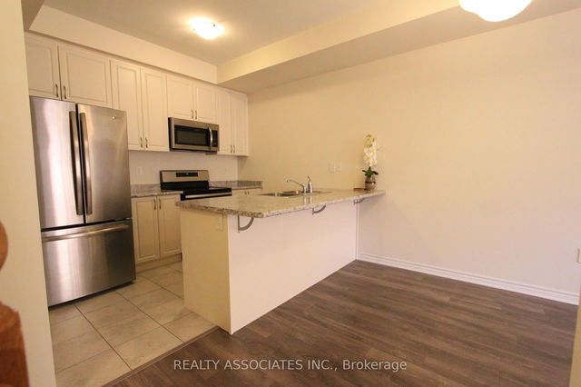 15 - 15 Heron Park Place