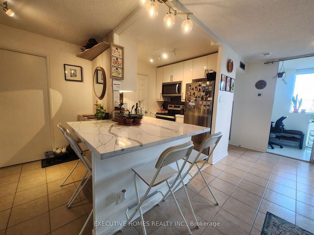 208 - 330 Mccowan Road