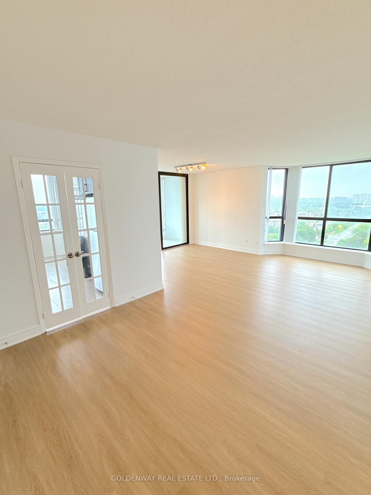 Condo for sale at 2024-75 Bamburgh Circle, Toronto, Steeles, M1W 3W1 - MLS: E12188541