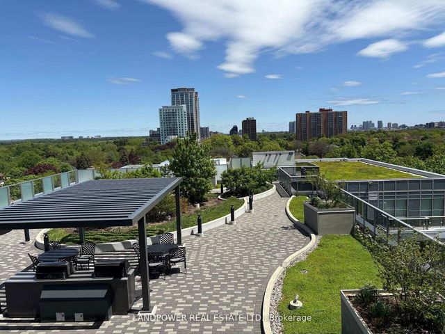 #1011 - 3121 Sheppard Avenue E