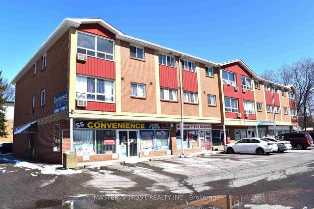 207 - 837 Simcoe Street
