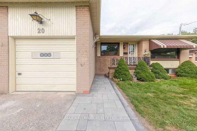 #Main - 20 Pixley Crescent