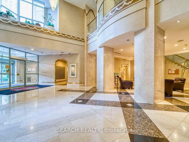 305 - 88 Corporate Drive