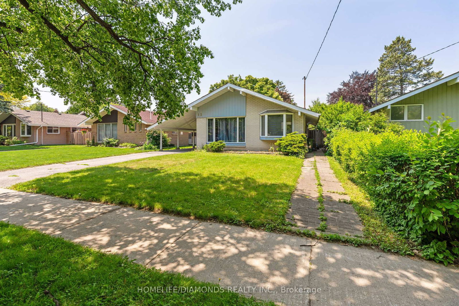 Detached House for sale at 12 Munson Crescent, Toronto, Bendale, M1P 3M7 - MLS: E12190005