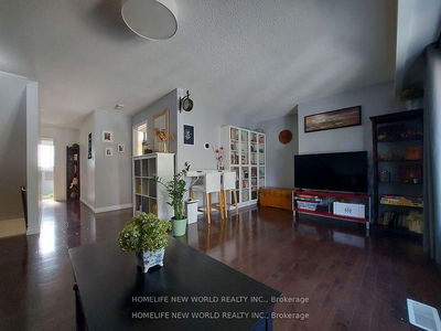 121 Sadlee Cove Cres, Toronto - Milliken image-0-4