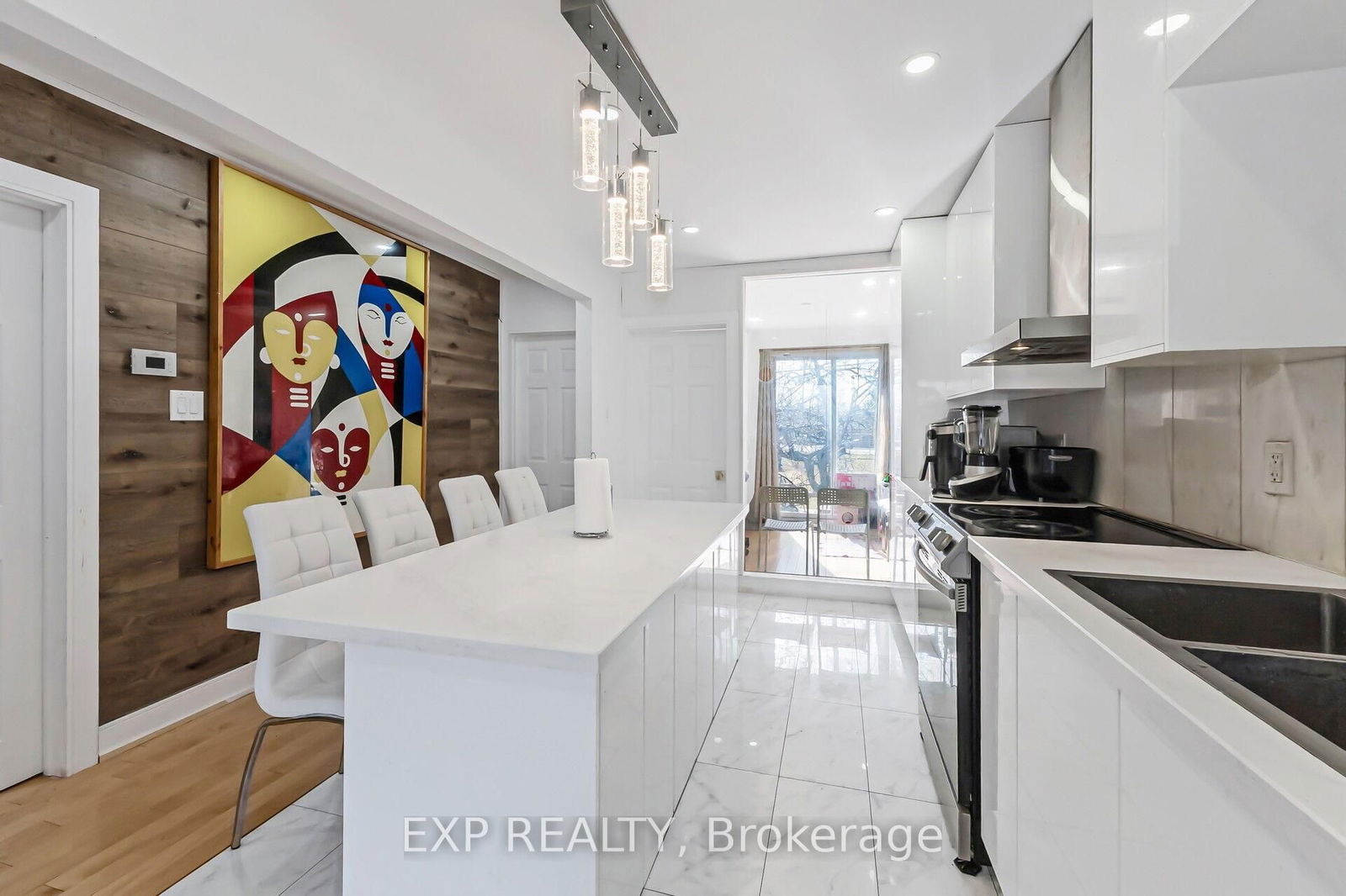 Detached House for sale at 32 Linden Avenue, Toronto, Kennedy Park, M1K 3H5 - MLS: E12190783