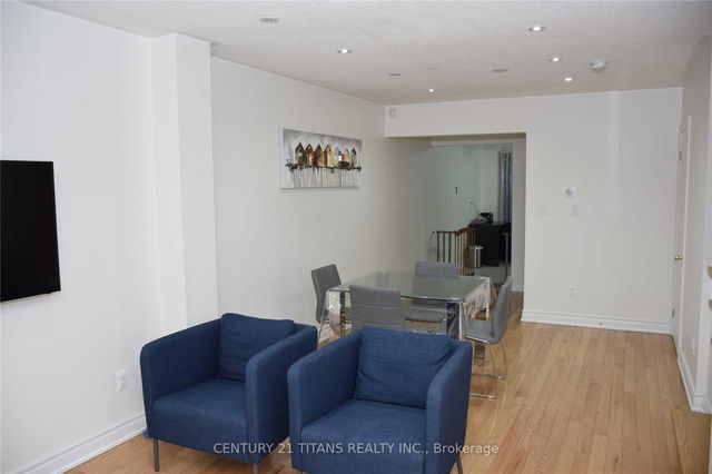 1702 - 29 Rosebank Drive