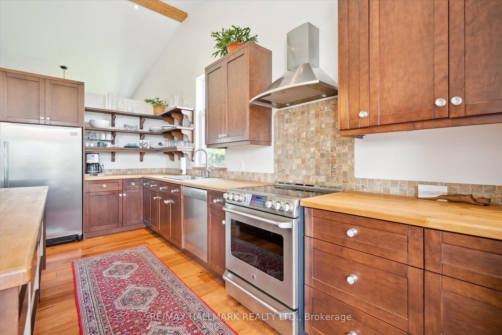 Listing Image 17