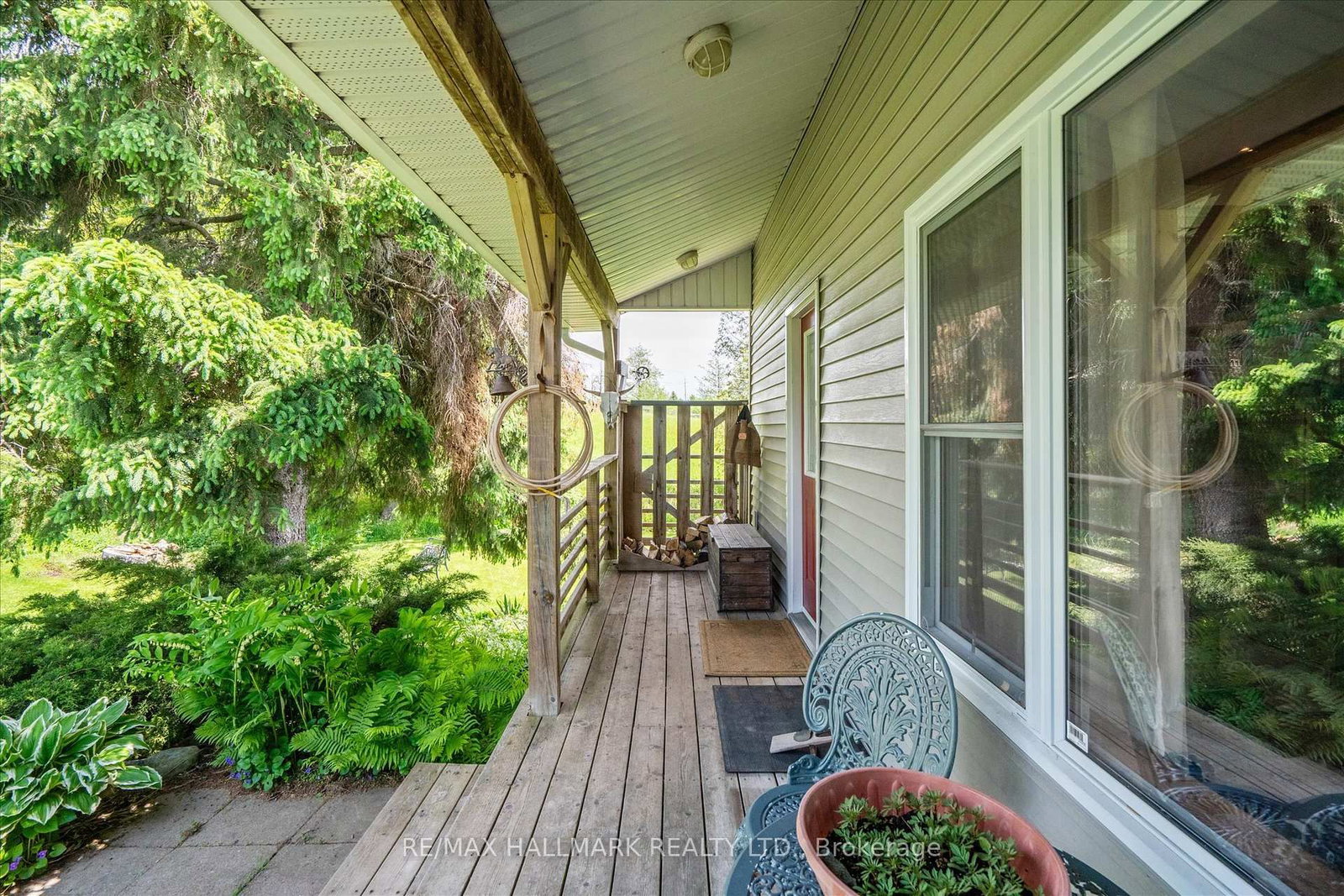 Listing Image 5