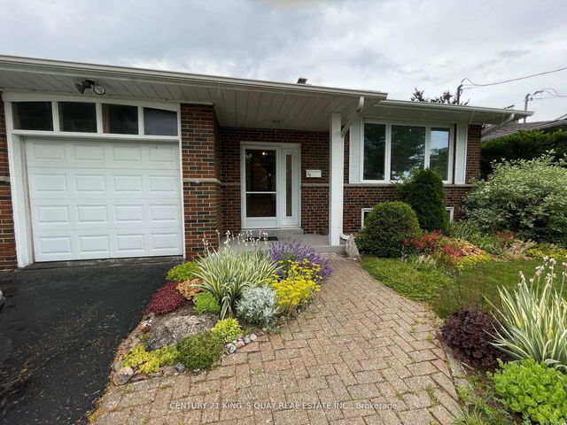 33 Corundum Crescent
