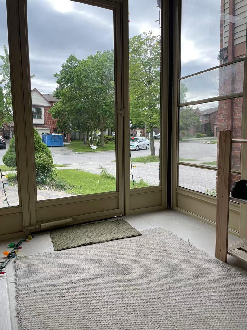 58 Carl Cres, Toronto, M1W 3R2 | Image 2