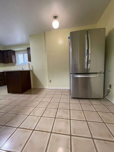 58 Carl Cres, Toronto - Steeles image-0-4