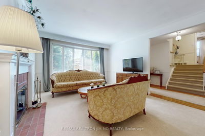 1 Amberdale Dr, Toronto - Bendale image-0-3