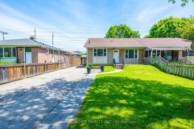 11 Thorncroft Crescent