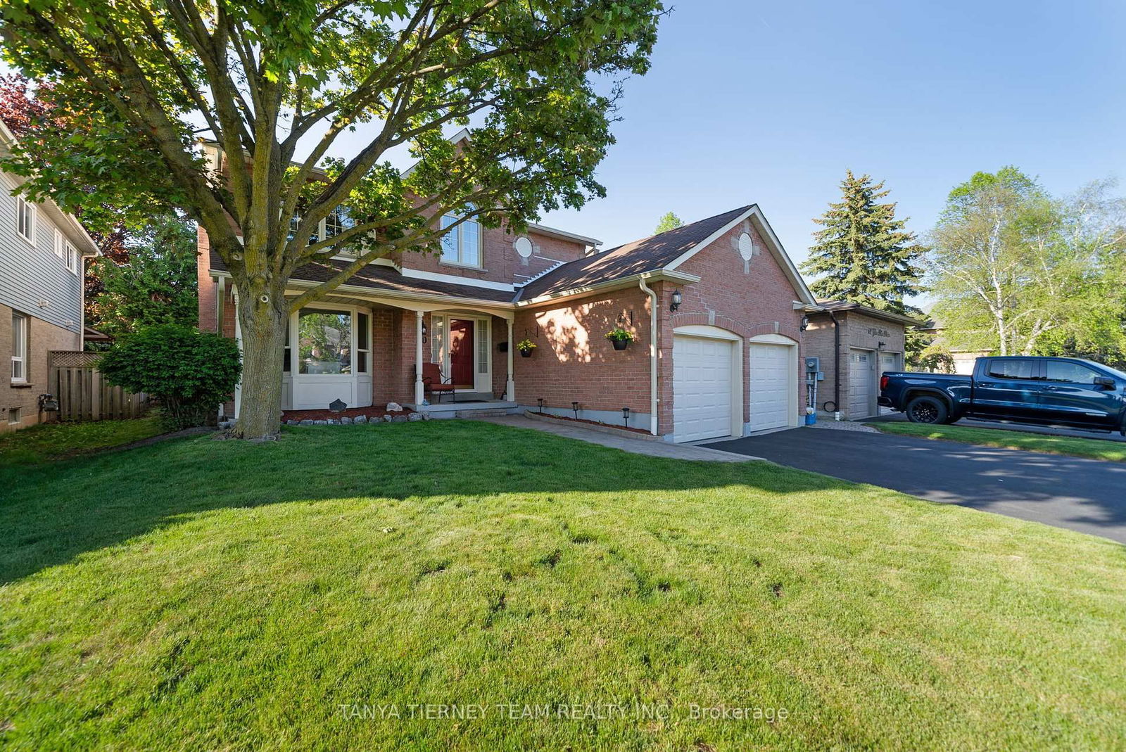 Property at 60 Glen Dhu